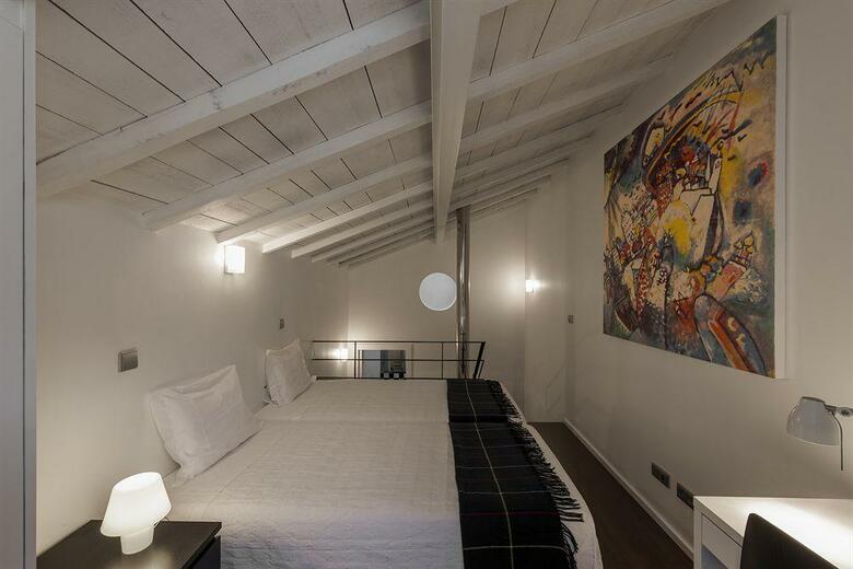 Bed & Breakfast Fine Arts Guesthouse