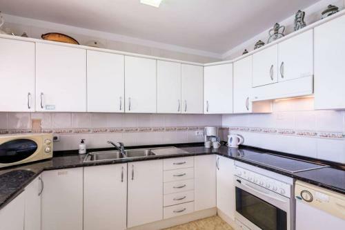Apartamento Capistrano Playa, Nerja - R9944