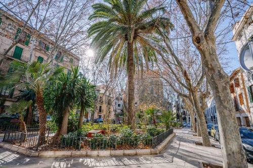 Vintage Palma Palace Apartments Ti