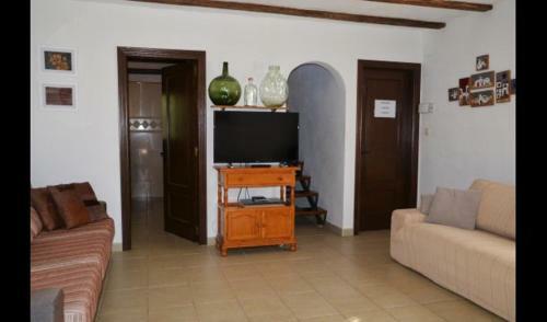 El Perello Villa Sleeps 12 With Pool