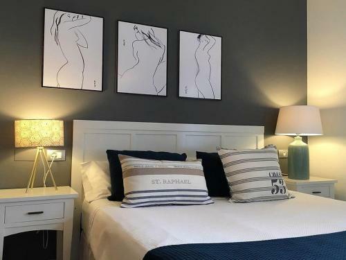 Villa Miramar A10 Beautiful Modern Villa With Private Heated Pool Wifi
