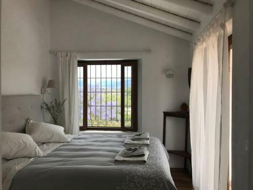 4-bed Andalusian House With Private Pool & Garden!