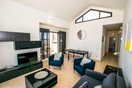205 - Casa Santuario By Villas Now Ltd