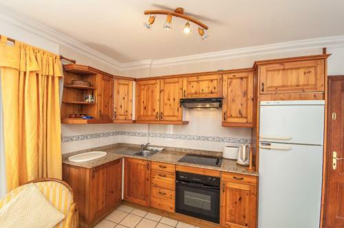 Apartment Limones - Lh161 By Villas Now Ltd