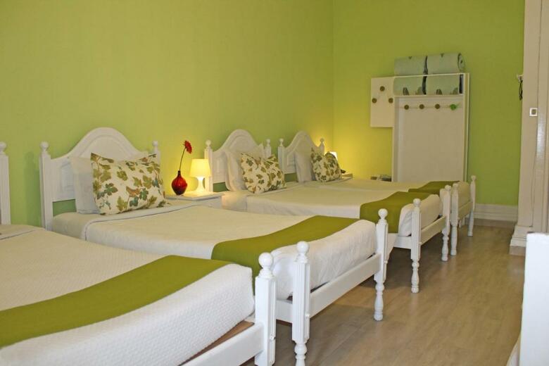 Hostal Hotel Poveira