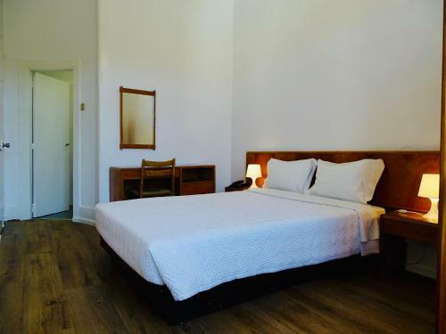 Hostal Hotel Poveira