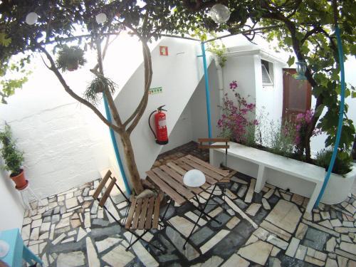 Ahoy Porto Covo Hostel