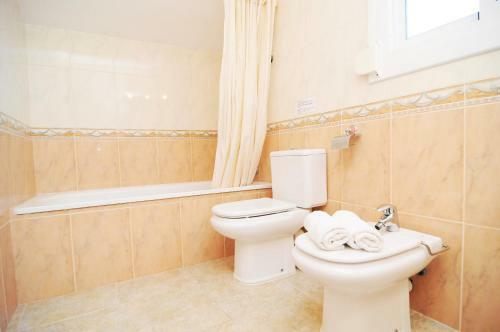 Villa Homeholidaysrentals Madison House