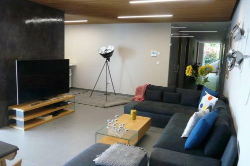 Luxury Villa - 2 Heated Pools, Sauna, Bbq