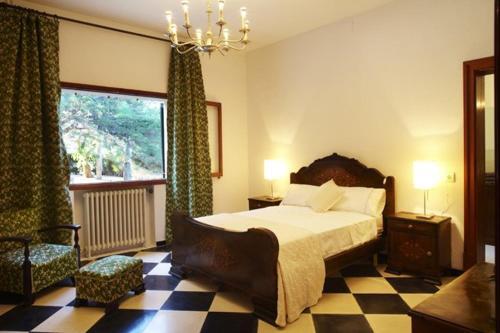 Selva Villa Sleeps 8 With Pool Air Con And Wifi