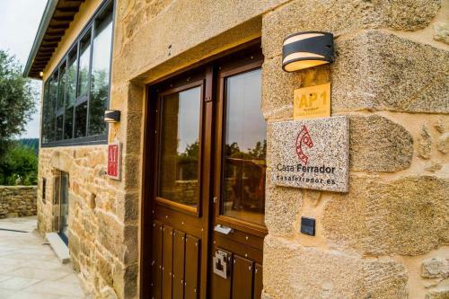 Apartamento O Yunque Casa Ferrador Ribeira Sacra