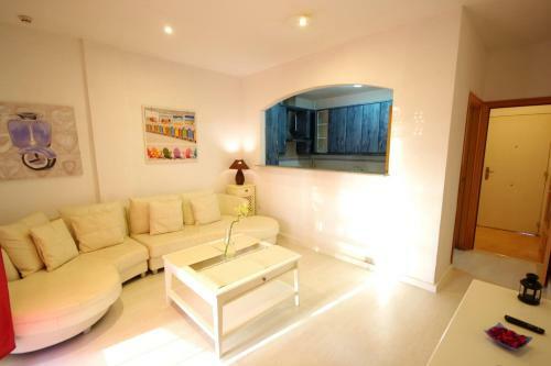 Livingtarifa Apartamento Agaporni