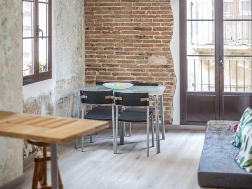 Vintage Apartment In Old Town