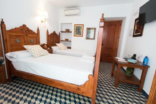 Hotel Hostal La Plaza Tolox