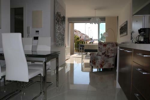Quinto Apartment