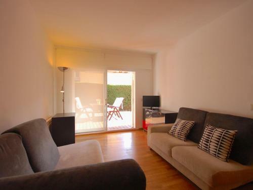 Lets Holidays Fantastic Terrace Apartment