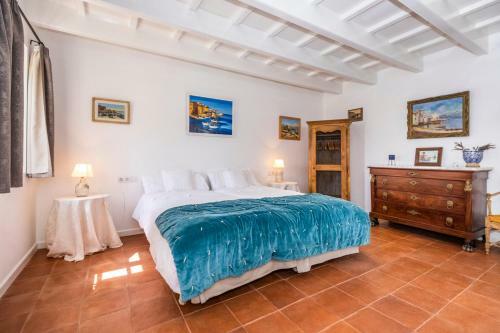 Trebeluger Villa Sleeps 14 With Pool And Air Con