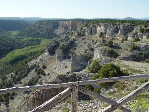Apartamentos El Balcon Del Ca�on Valdemaluque