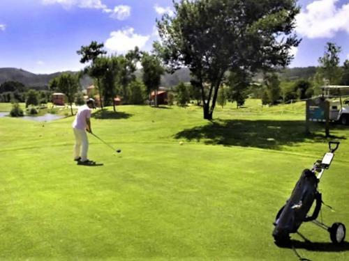 Traditional Villa In O Val, Nar�n With Pool