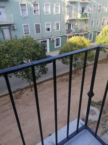 Apartament Cid Close To Metro And Park