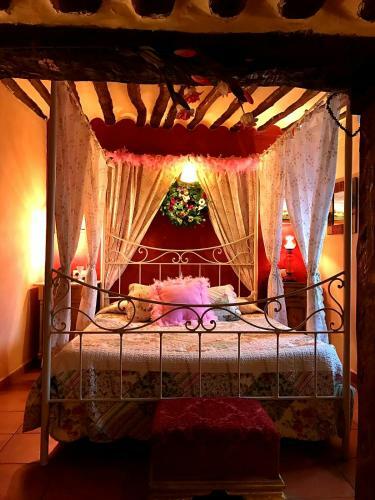 Hostal La Quinta de Malu Romantic Hotel In Cuenca