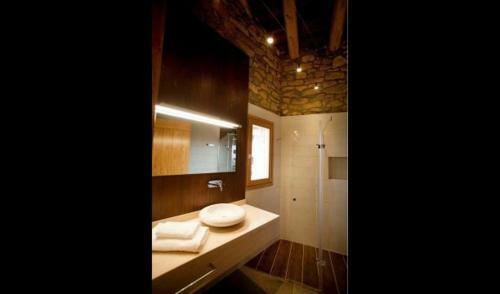 Villa In El Vilosell Sleeps 6 With Pool And Air Con