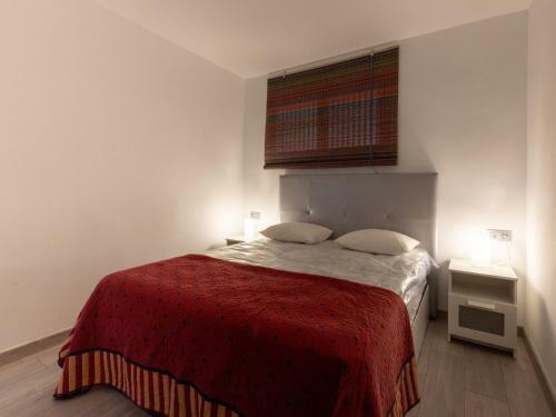 Wavehouse Freedom Blue - First Line Apartment