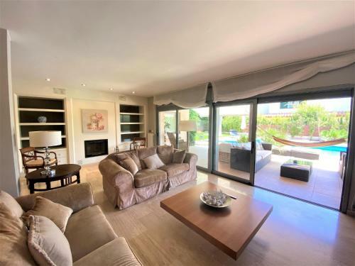 Villa N�ay