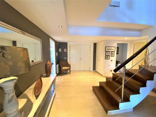 Villa N�ay