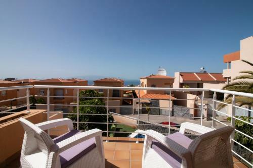 Moon Villa Los Gigantes