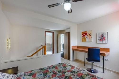 Nice 2 Level Apartment, El Cortijo, Las Americas La45