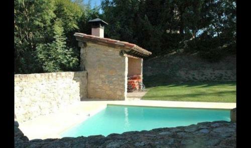 Sant Pau de Seguries Villa Sleeps 14 With Pool