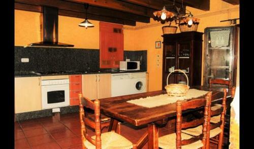 Villa In Sant Pau de Seguries Sleeps 8 With Pool