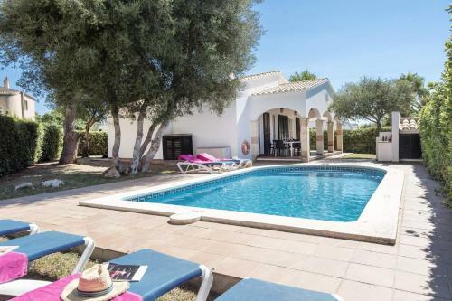 Alondra 3 Bedroom Villa, Cala'n Blanes