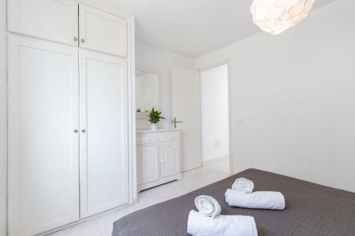 Bonito Apartamento En Calan Blanes