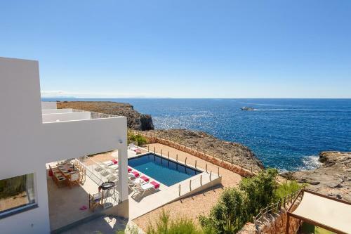 Aguamarina 4 Bedroom Villa, Cala'n Forcat