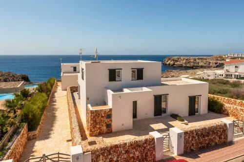 Amatista 4 Bedroom Villa, Cala'n Forcat
