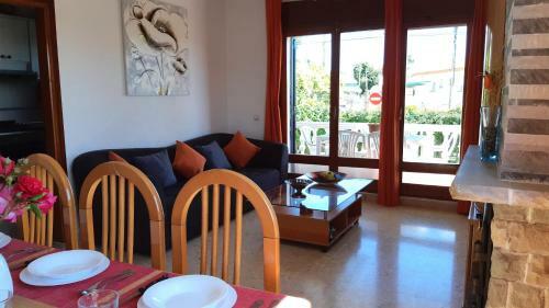 Montbarbat Villa Sleeps 8 Wifi
