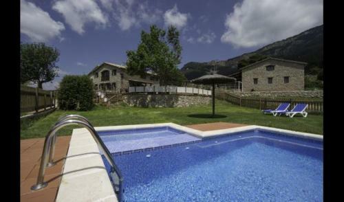 Castellar Del Riu Villa Sleeps 26 With Pool