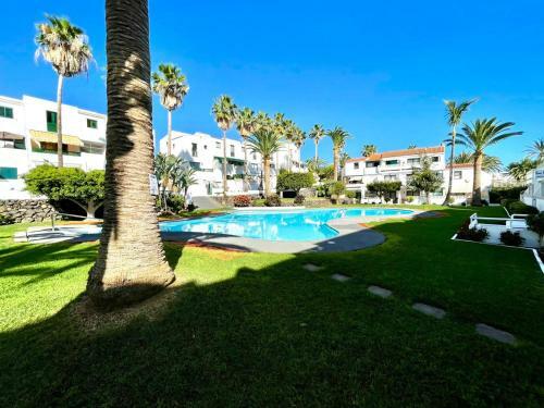 Apartamento Con Dos Dormitorios, Cerca de La Playa En Los Cancajos