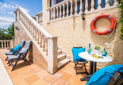 Alcanada Holiday Home Sleeps 5 With Pool And Air Con