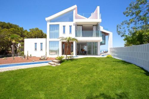 Xabia Villa Sleeps 6 Pool Air Con Wifi