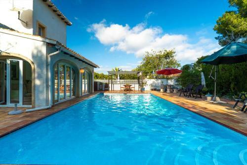 Xabia Villa Sleeps 6 Pool Air Con Wifi