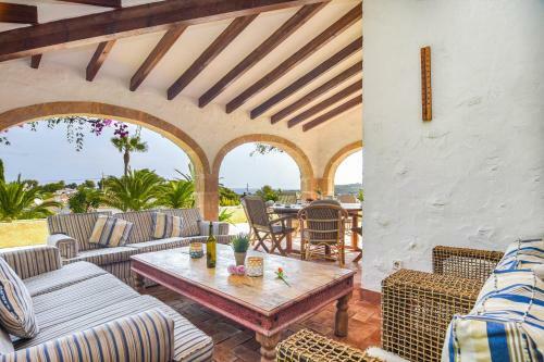 Xabia Villa Sleeps 18 With Pool And Free Wifi