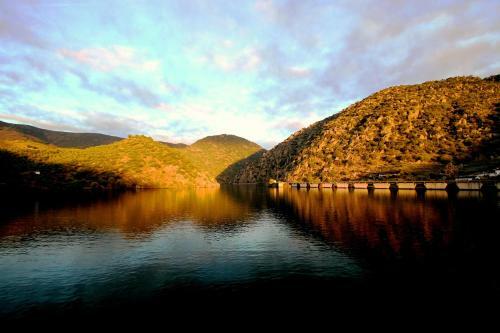 Hostal Douro Fluvina Yachts & Chalets