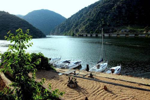 Hostal Douro Fluvina Yachts & Chalets