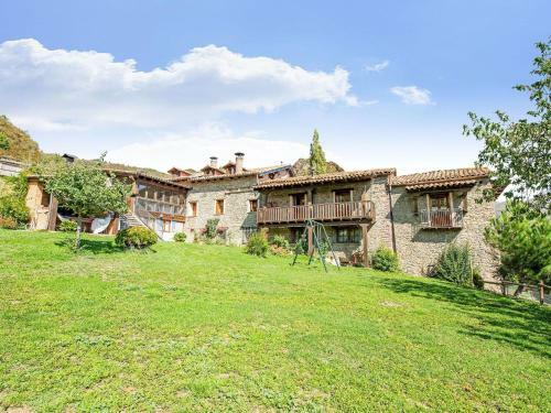 Mountain-view Apartment In Ardanu� With Garden