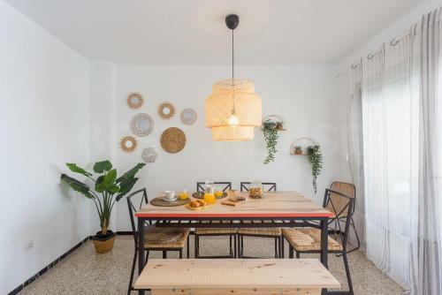 Cozy Apartment In Salinetas Beach.