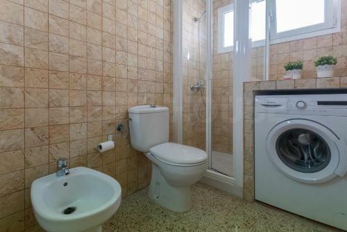 Cozy Apartment In Salinetas Beach.