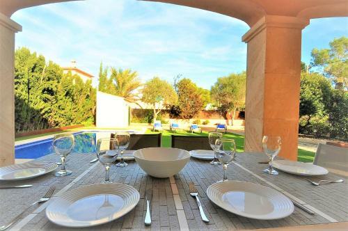 Casa Brisa- En Cala Llombards- Santany